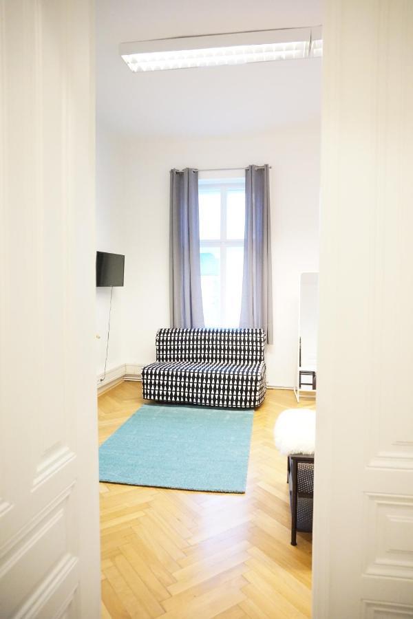 Urban City Apartment - Contactless Check-In Bécs Kültér fotó