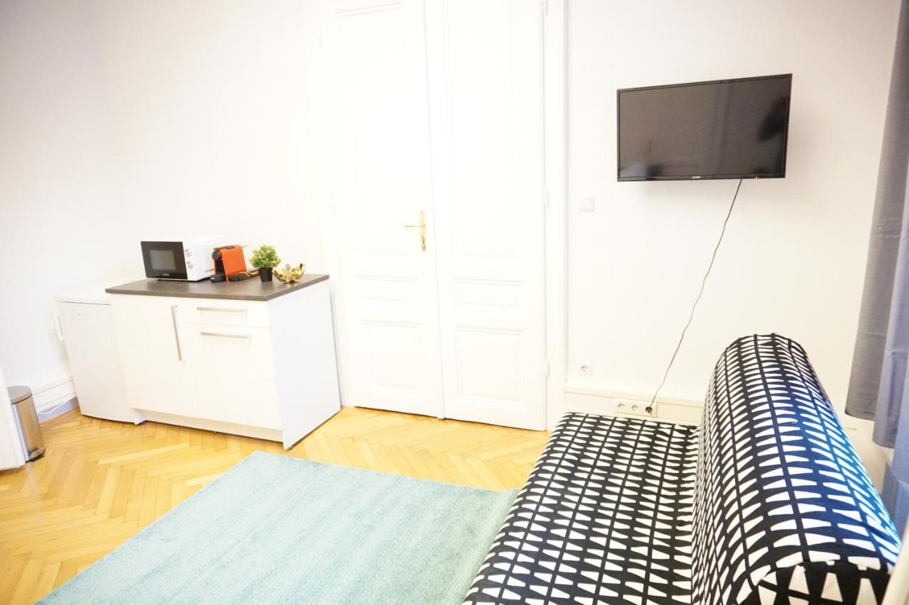 Urban City Apartment - Contactless Check-In Bécs Kültér fotó